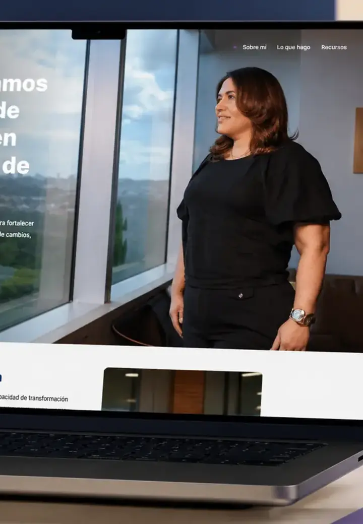 Gabriela Burgos, cliente de Lady Web